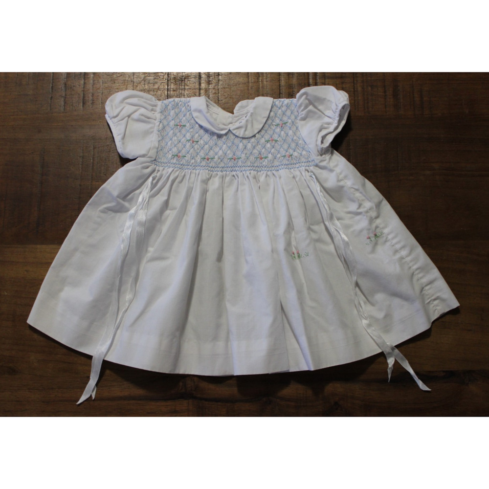 VTG Imperial Hand Smocked White & Blue Flowers Embroidered Dress Sleeve 12 mo